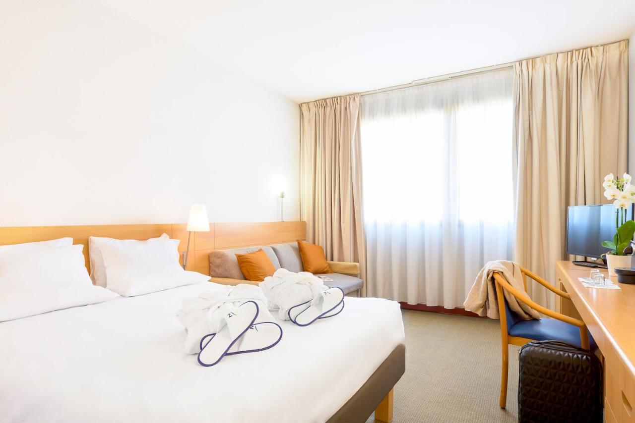 Novotel Torino Corso Giulio Cesare Экстерьер фото