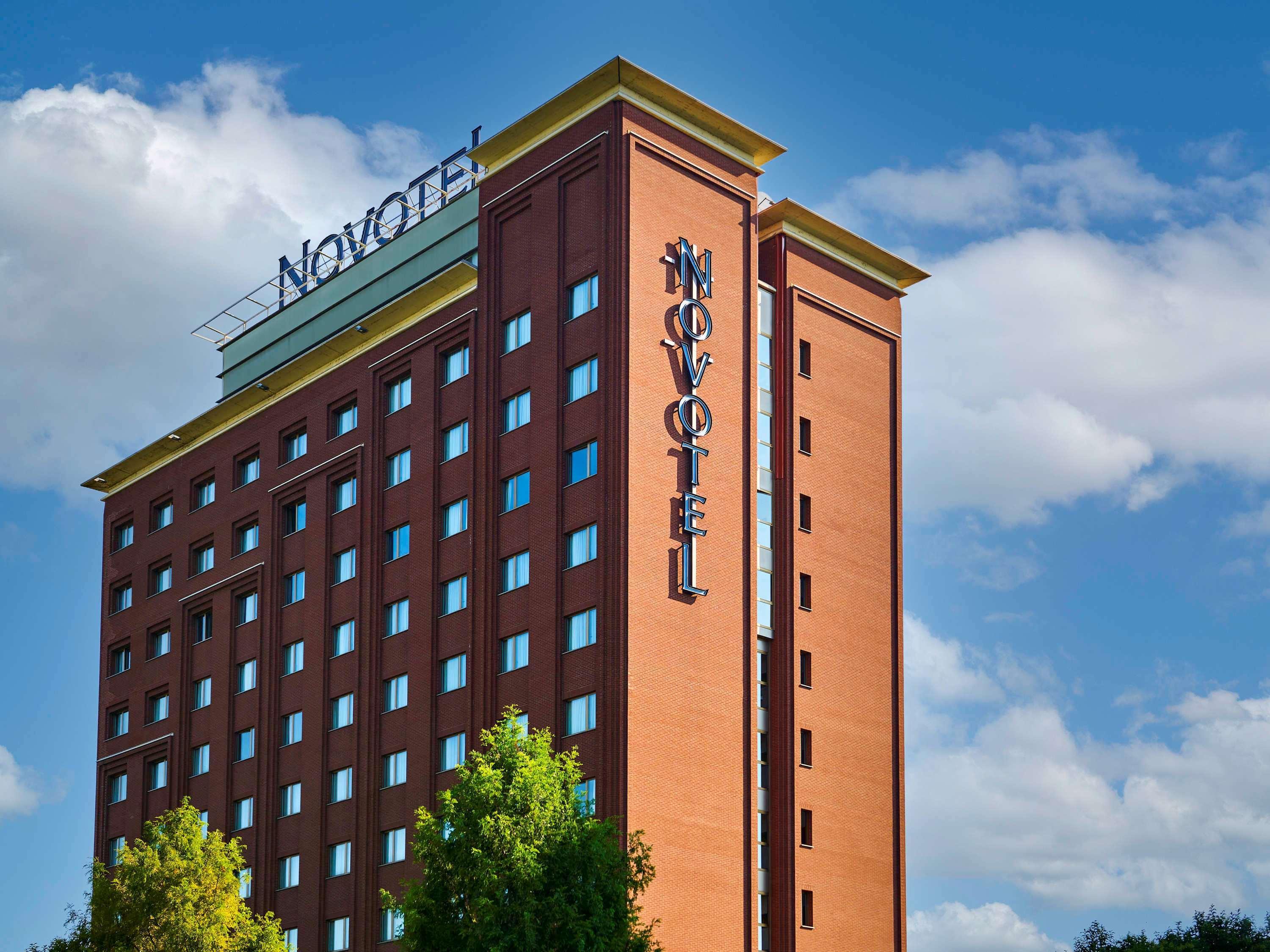 Novotel Torino Corso Giulio Cesare Экстерьер фото